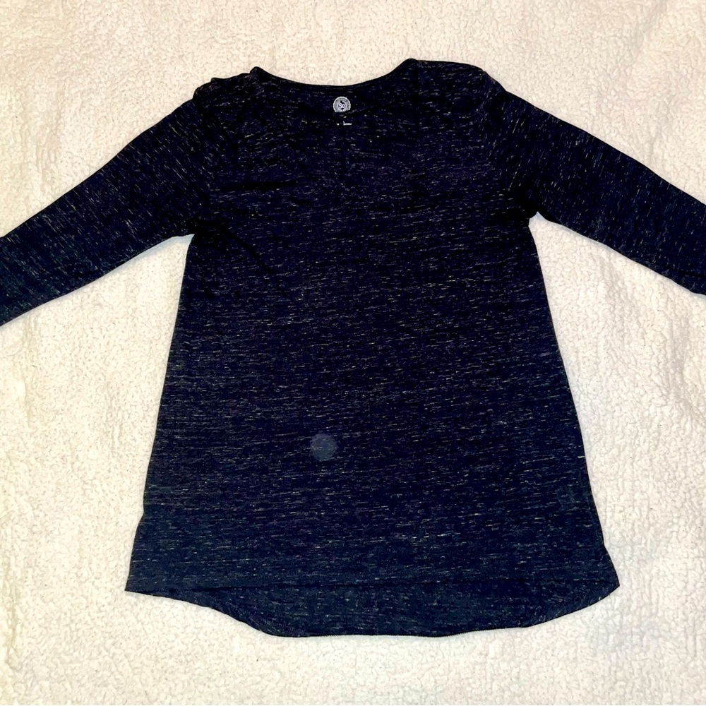 Women’s SO brand dark gray Tee